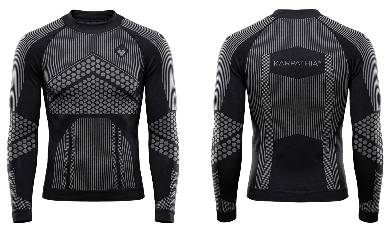 Black thermowear with logo.